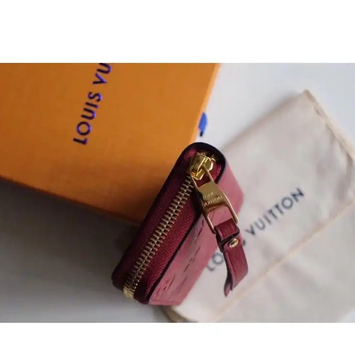 LV 19B570142 Bags 0518